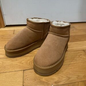 Tan Suede Ankle Boots with Fur Lining